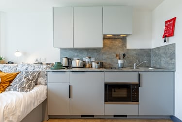 Gold Studio at Winfield Court, The Island Quarter, Lace Market, Nottingham, NG24RU - Image 3